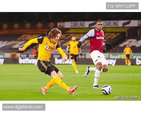 英超网球热点分析武汉网球队边路渗透战术的成功与挑战