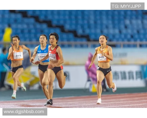 吴丽的排球之路：从青涩少女到赛场女王的成长故事实时数据